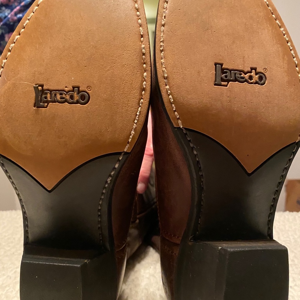 Laredo pointed toe boots